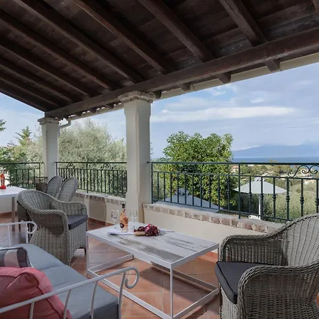 Triade Ionica By Rodostamo Collection Kassiopi