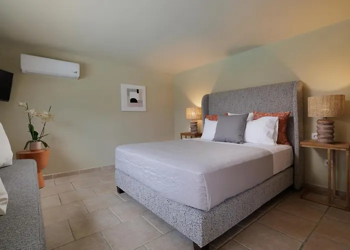 Triade Ionica By Rodostamo Collection Villa