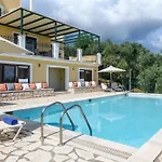 Triade Ionica By Rodostamo Collection Kassiopi