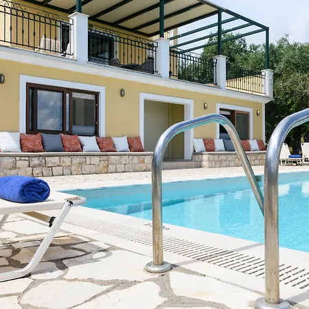 Triade Ionica By Rodostamo Collection Villa